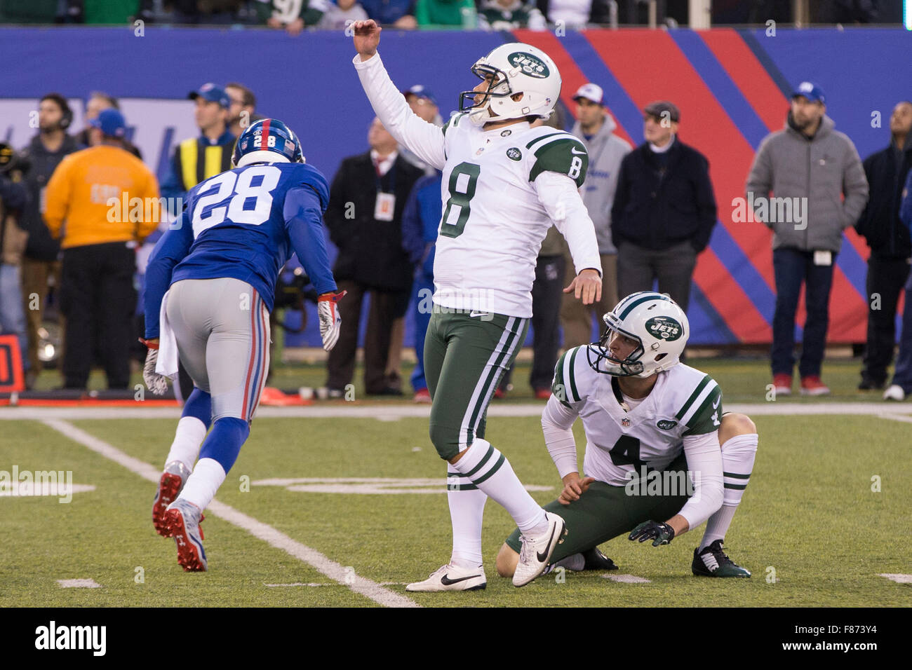 East Rutherford, New Jersey, USA. 6th Dec, 2015. New York Jets kicker
