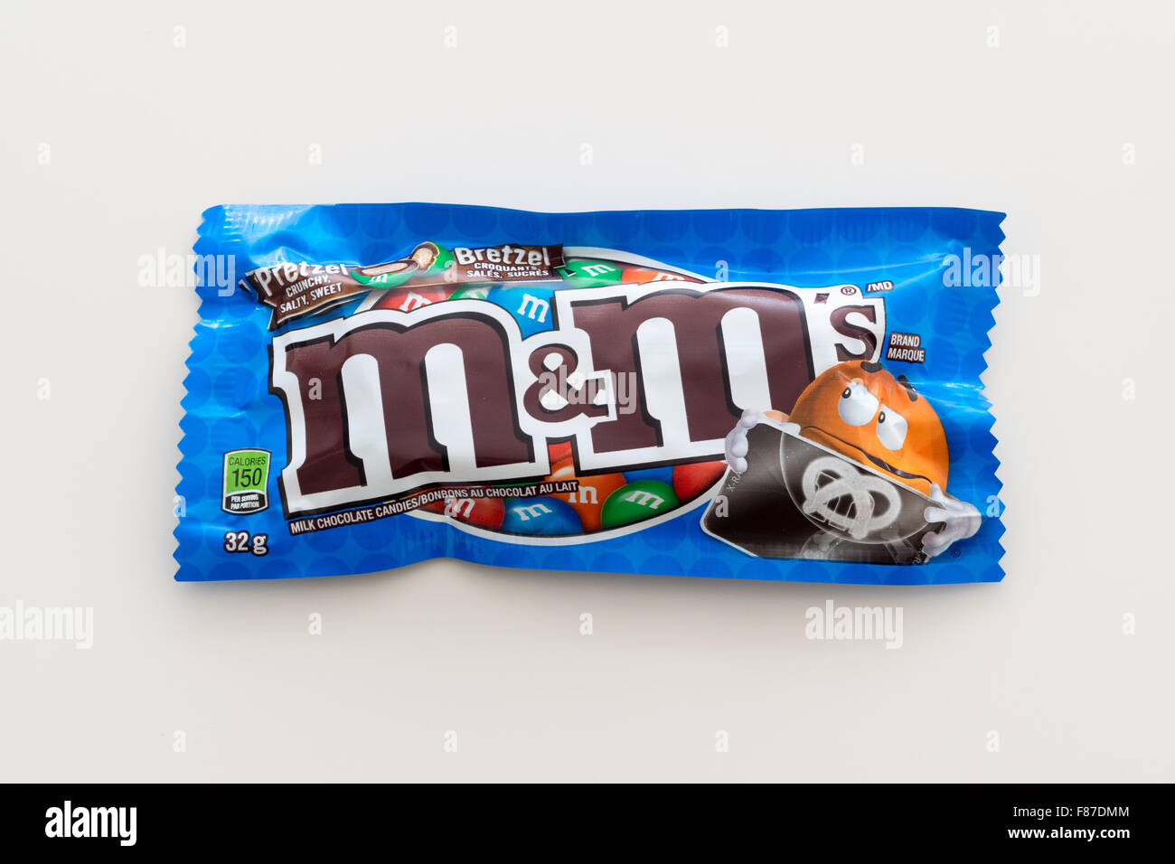 Plain M&M's chocolate candy. Produced by Mars, Inc Stock Photo - Alamy