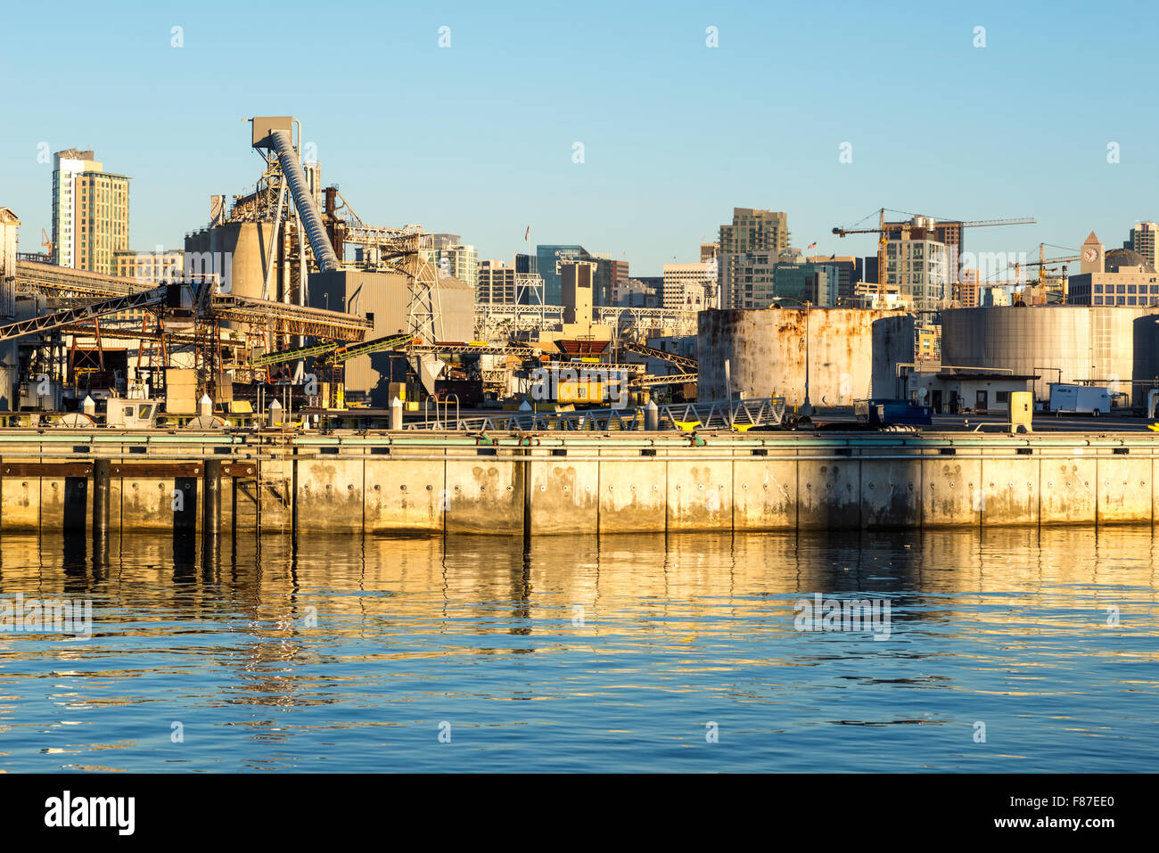 Industrial harbors hires stock photography and images Alamy