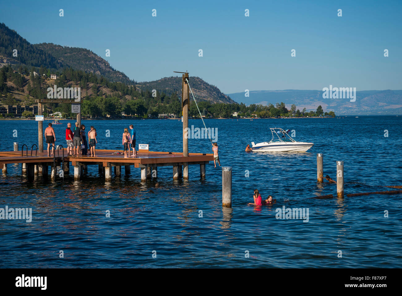 Summer fun at Okanagan Lake, Peachland, Okanagan Valley, British Columbia, Canada Stock Photo