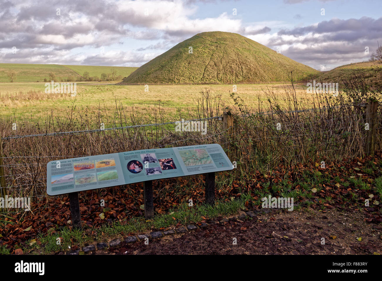 Silbury Hill prehistoric chalk mound Stock Photo
