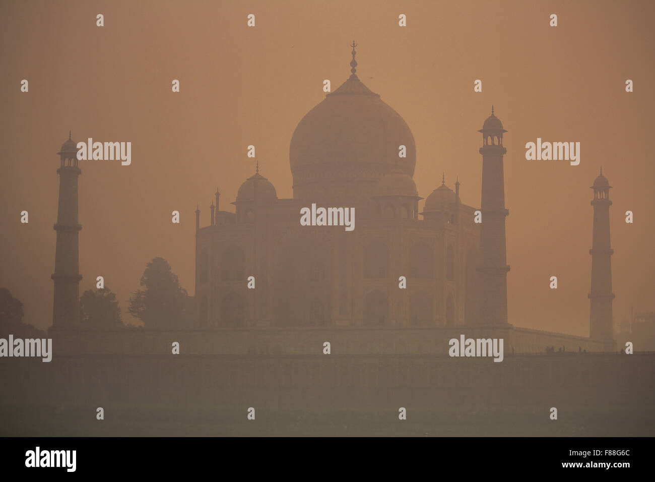 Travel portraits india hi-res stock photography and images - Alamy
