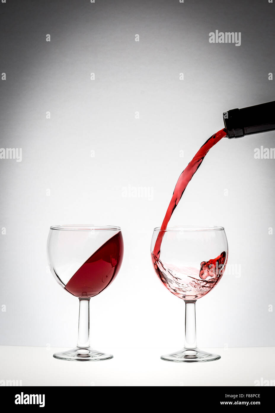 Gravity defying wine Stock Photo Alamy