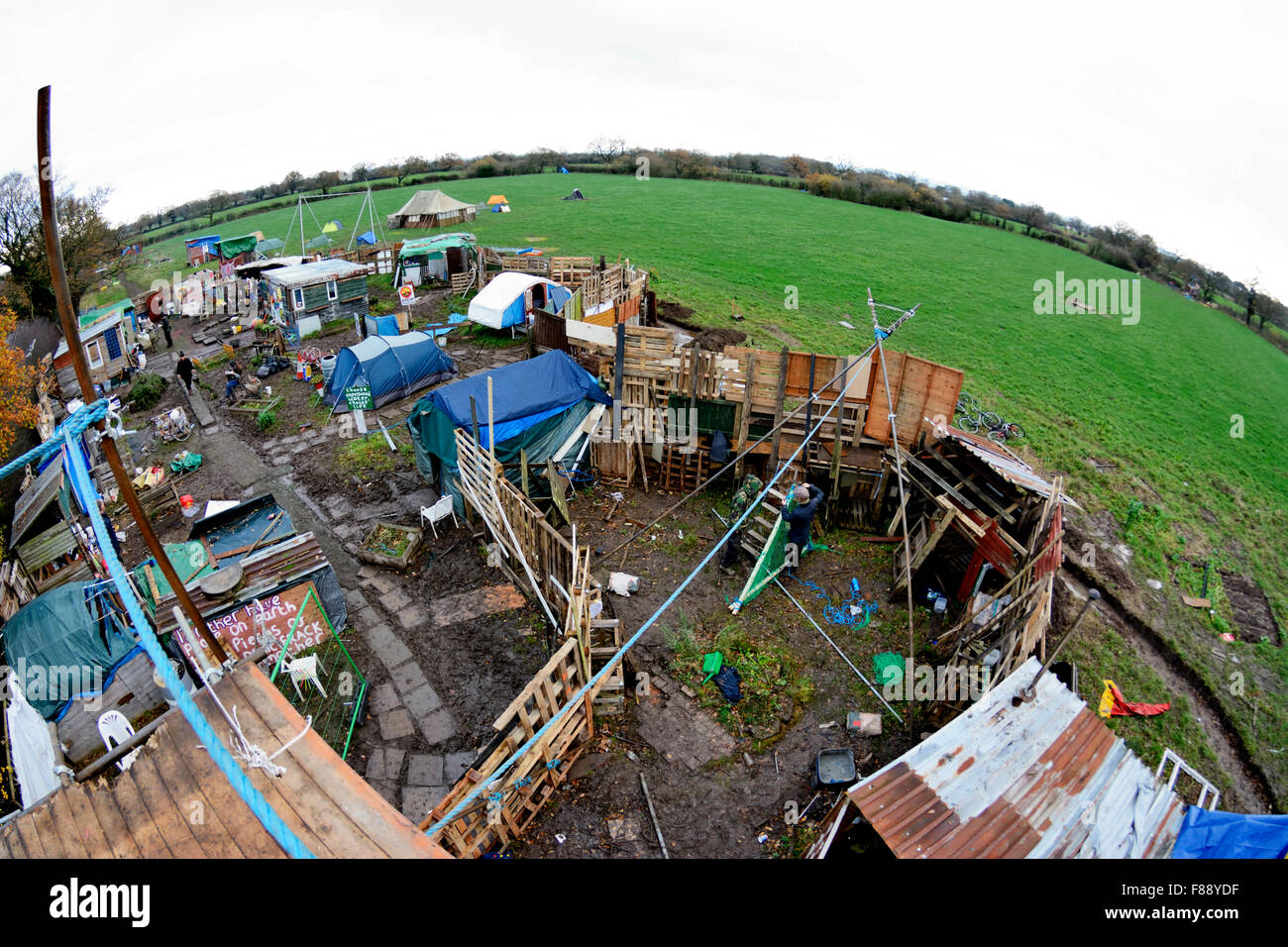 Upton, Chester, UK. 7th December 2015. Camp members working and