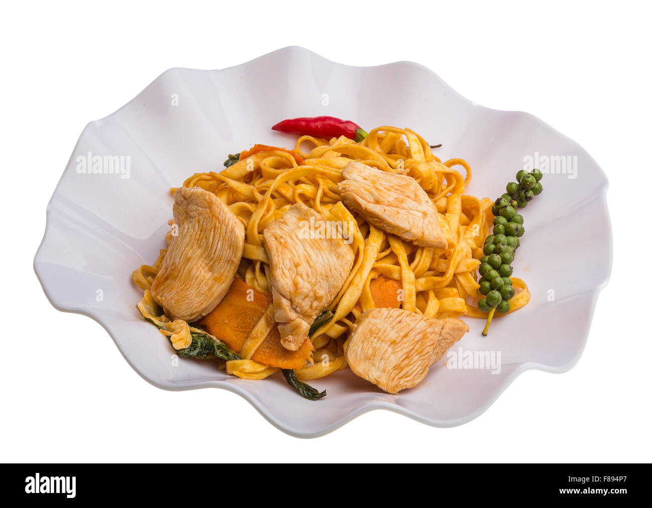 Fried noodles with chicken and vegetables Stock Photo - Alamy