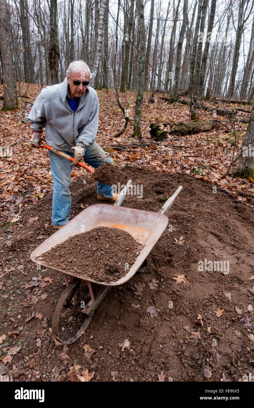 Wisconsin wheelbarrow discount