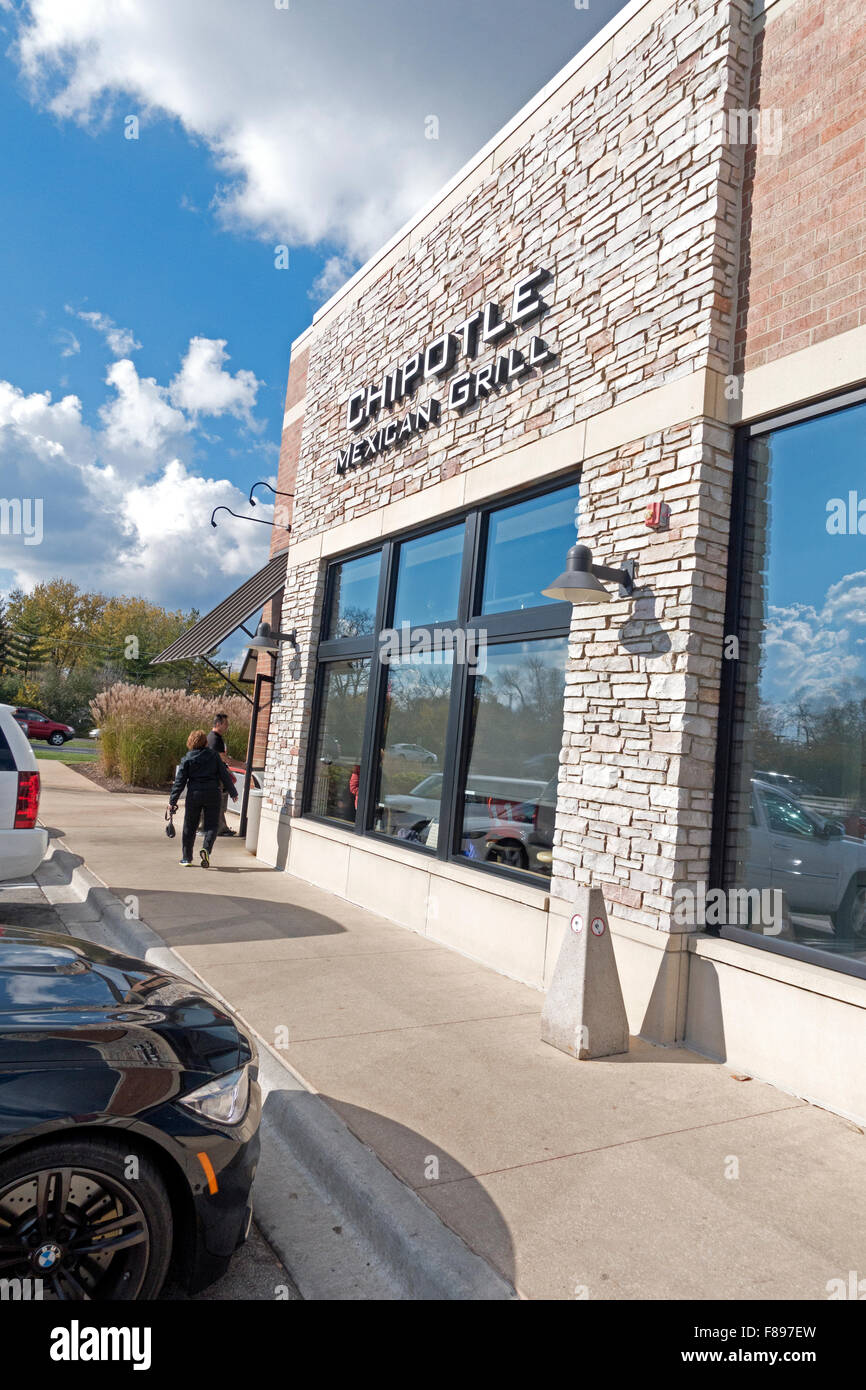 Customers entering Chipotle Mexican Grill restaurant. Willowbrook Illinois IL USA Stock Photo