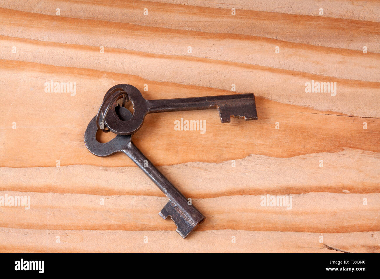 Old Fashioned Keys Stock Photo Alamy