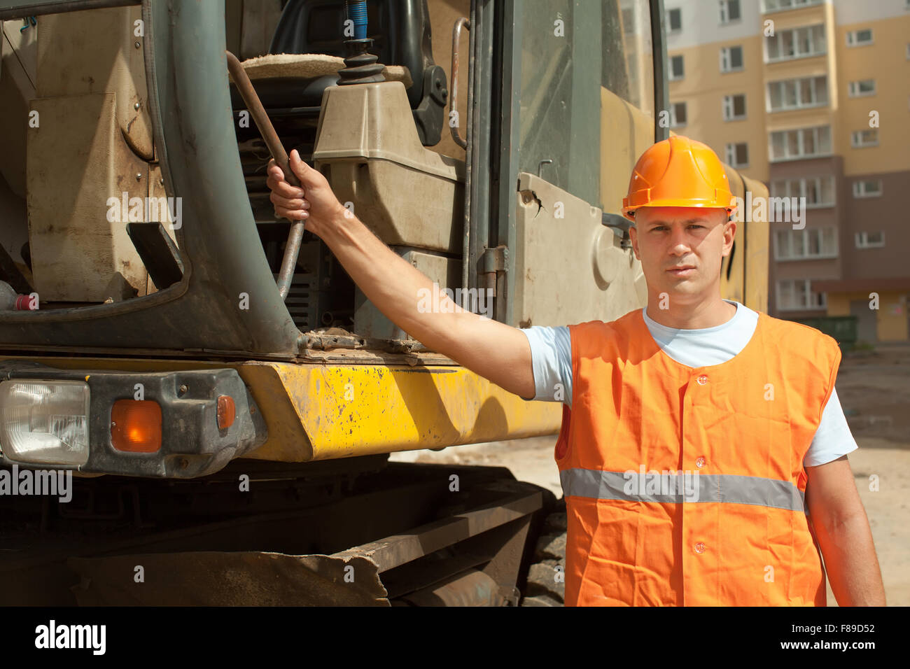 Contractor Operator Portrait of tractor operator at construction site Stock Photo - Alamy