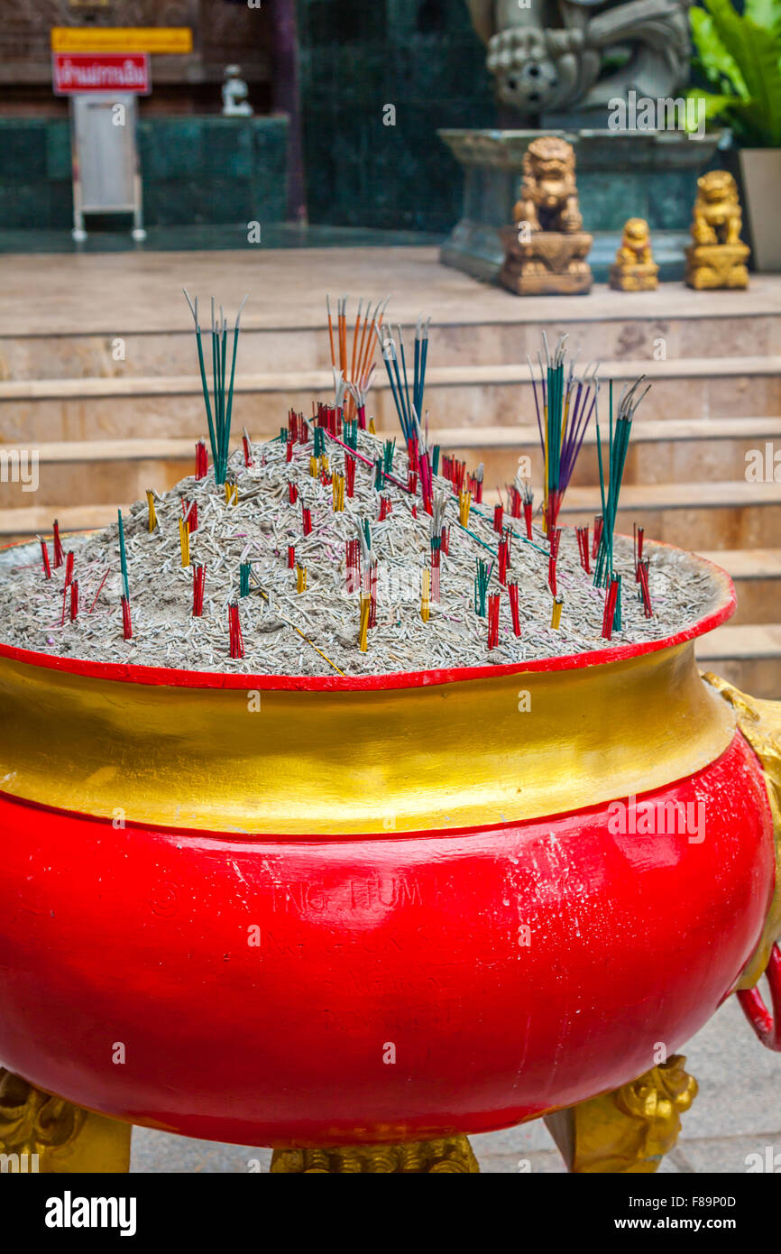 Burning candle in thai temple hi-res stock photography and images - Alamy