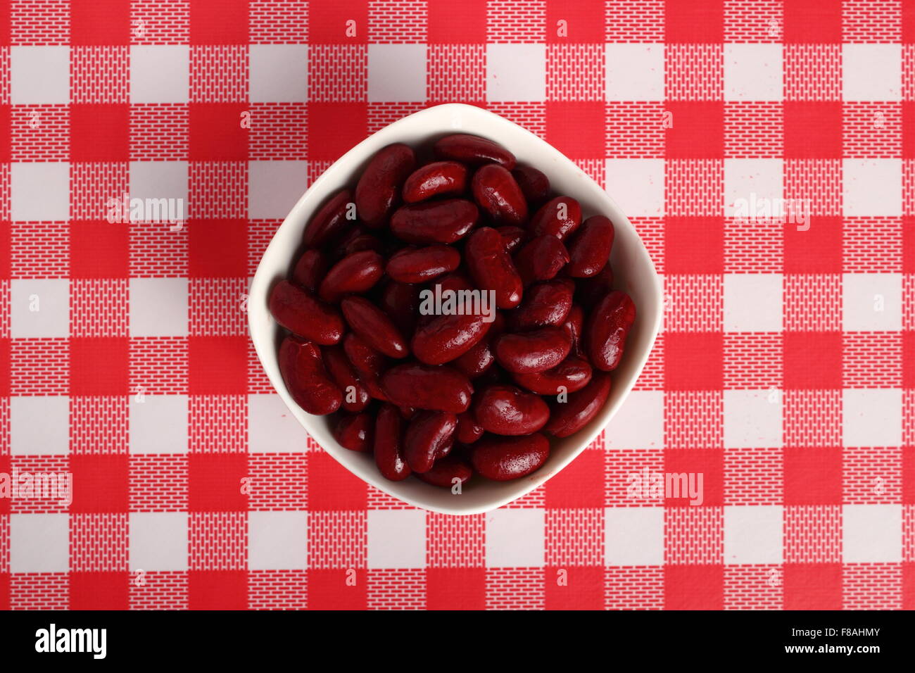 Canned Dark Red Kidney Beans Stock Photo Alamy