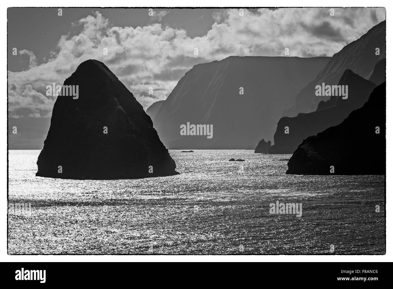 Molokai North shore. View of Molokaiʻs Okala Island and highest sea cliffs in the world. Shot