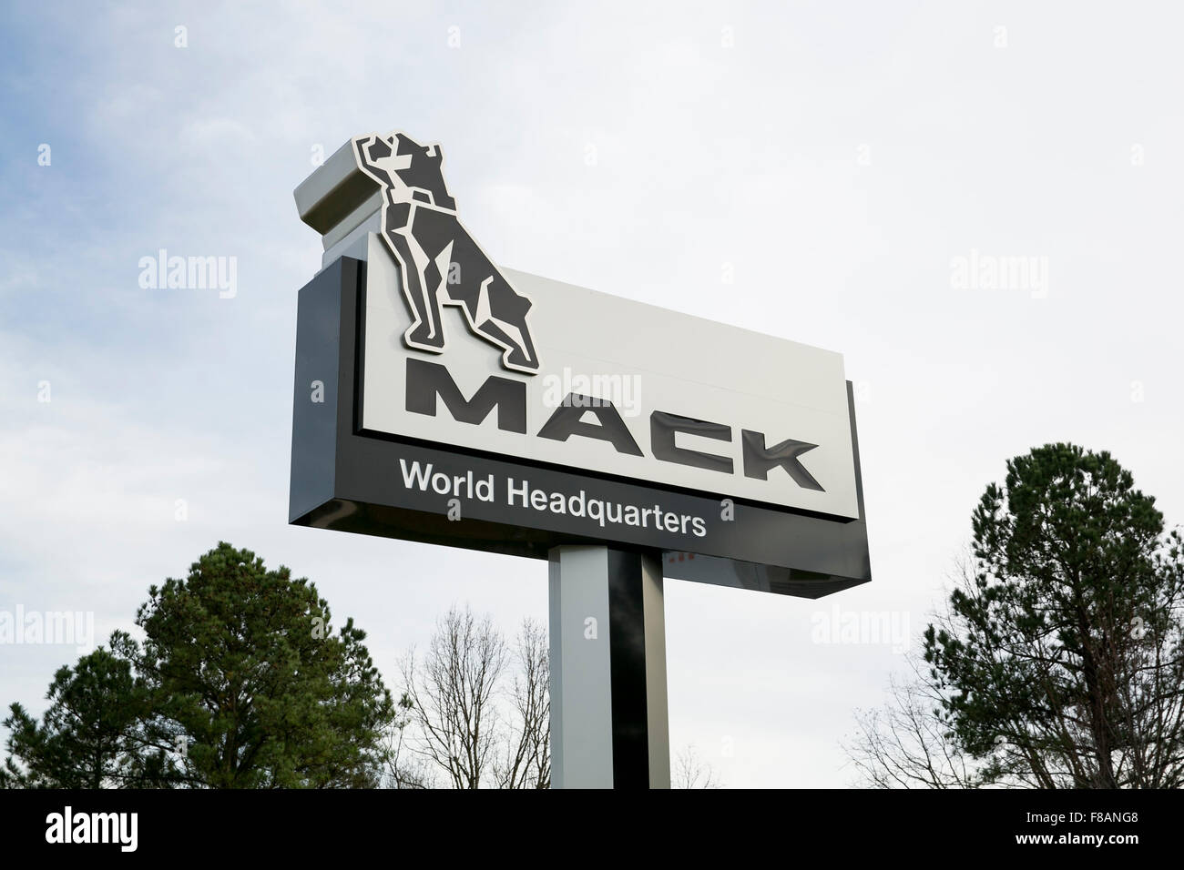 A logo sign outside of the headquarters of Mack Trucks, Inc., in  Greensboro, North Carolina on November 27, 2015 Stock Photo - Alamy