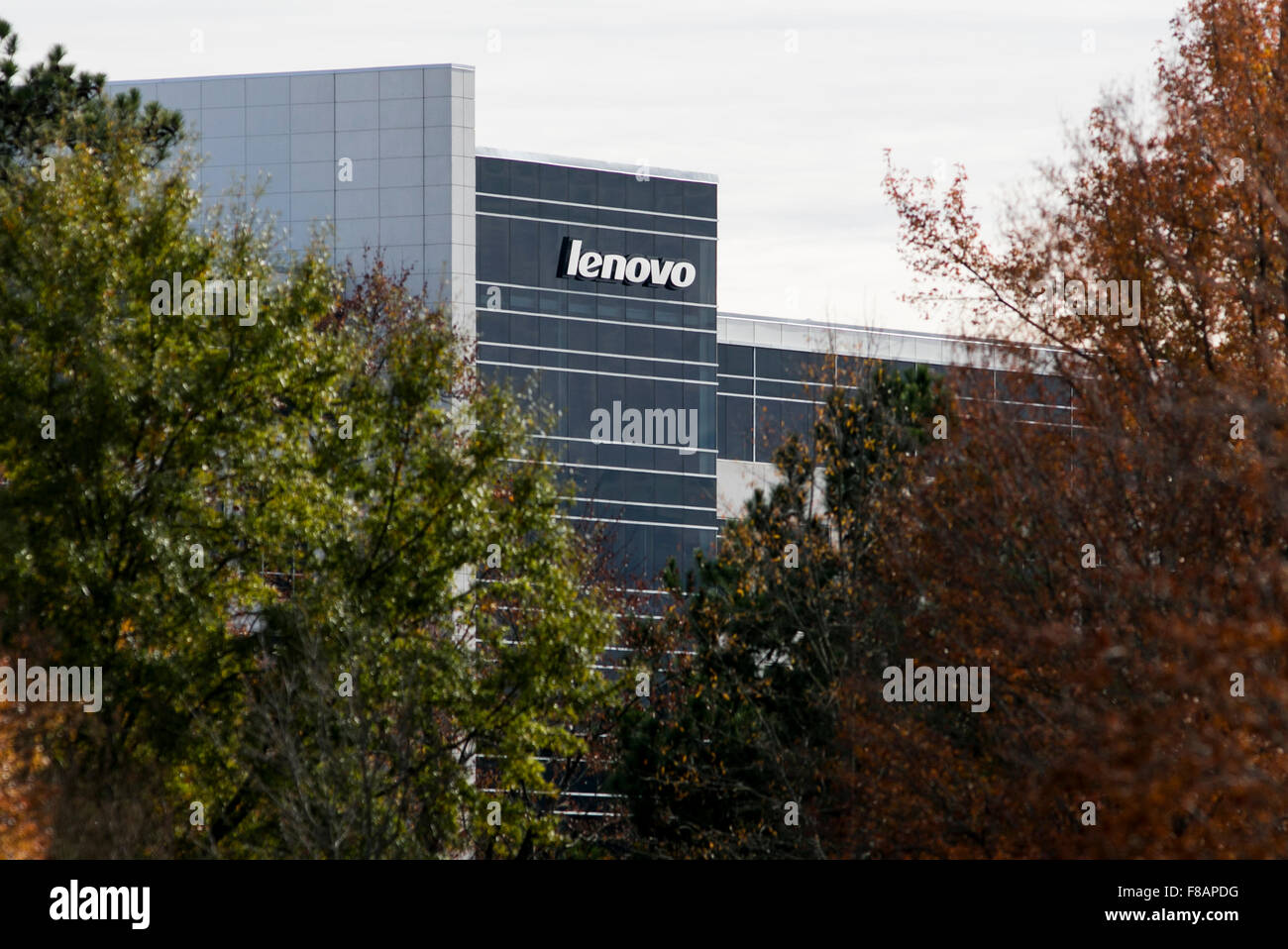 Lenovo computer 2015 hi-res stock photography and images - Alamy Lenovo computer 2015 hi-res stock photography and images - Alamy