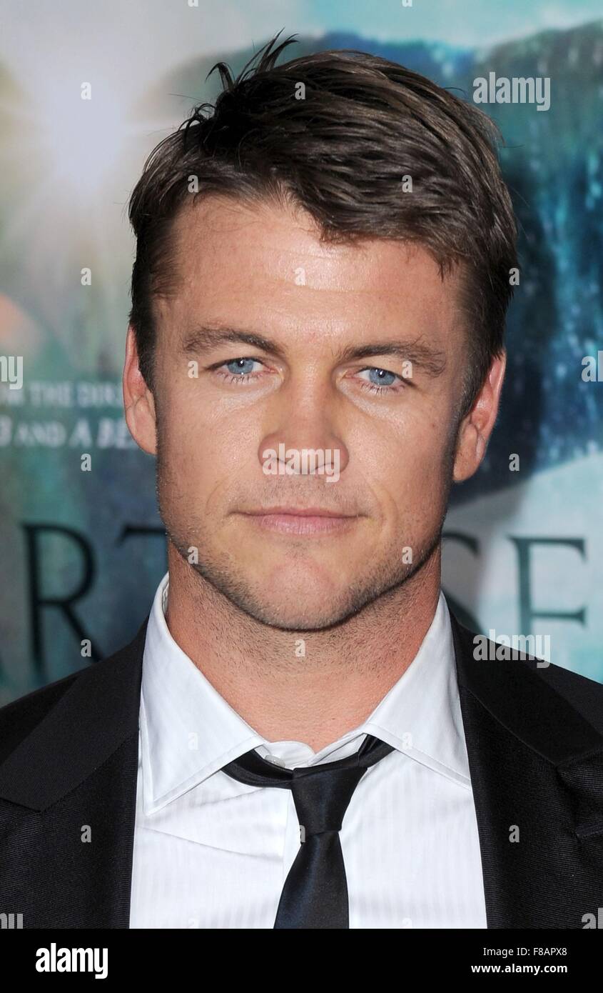 New York, NY, USA. 7th Dec, 2015. Luke Hemsworth at arrivals for IN THE ...