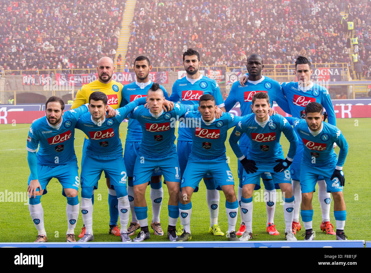 Bologna, Italy. 6th Dec, 2015. Napoli team group lineup Football