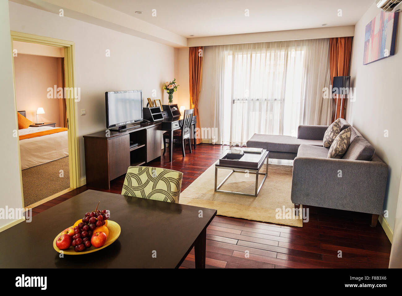 Living Living main image 1