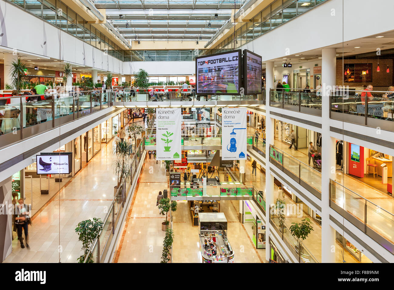 Prague shopping mall hi-res stock photography and images - Alamy