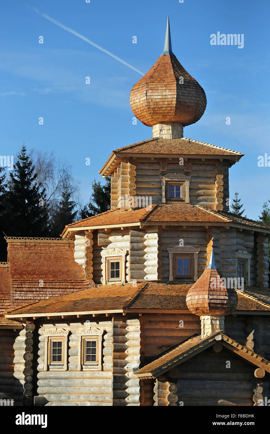 Two onion domes atop the roof of large new Russian sauna at the Badegaerten (lit. bathing gardens) in Eibenstock, Germany, 3 December 2015. On New Year's Eve, between 80 and 120 guests are due to attend the first sauna here. A total of 500 beams of Siberian larch were used in the construction of the 20-metre-high event sauna. The sauna along with its outdoor area are due to be completed in April 2016, at a cost of one million euros. PHOTO: JAN WOITAS/DPA Stock Photo