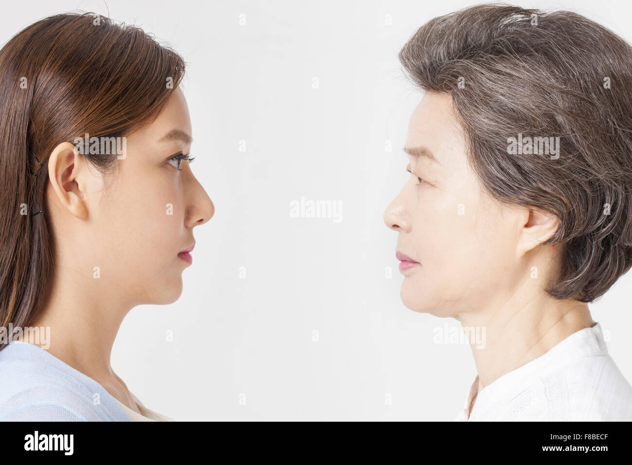 Two people facing each other hi-res stock photography and images - Alamy