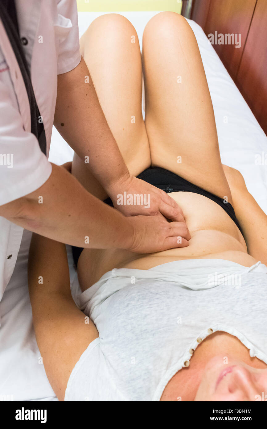 French women in Tunisia for cosmetic surgery of the abdomen ( abdominoplasty ), at Hannibal Internationale private hospital, Tunis, Tunisia. Stock Photo