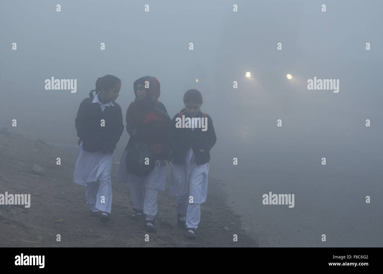 Dense fogs hi-res stock photography and images - Alamy