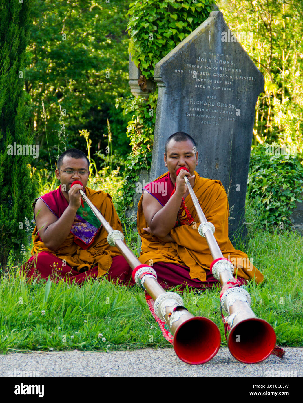 Tashi Lhunpo monks participating in a chanting and cham performance in the UK Stock Photo