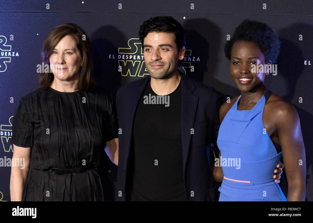 Mexico City, Mexico. 8th Dec, 2015. Producer Kathleen Kennedy (L), and actors Oscar Isaac Hernandez (C) and Lupita Nyong'o, pose during an event to promote the new Star Wars movie 'The Force Awakens', in Mexico City, capital of Mexico, on Dec. 8, 2015. Credit:  Alejandro Ayala/Xinhua/Alamy Live News Stock Photo