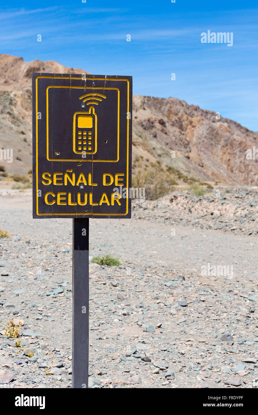 Cellular signal road sign at El Alcazar pass on ruta 40, Argentina ...