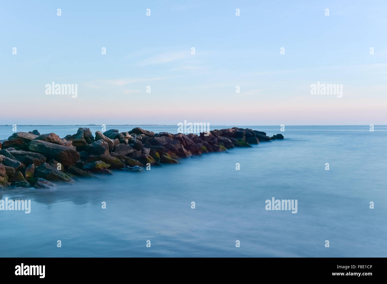 Coney island beach rocks hi-res stock photography and images - Alamy