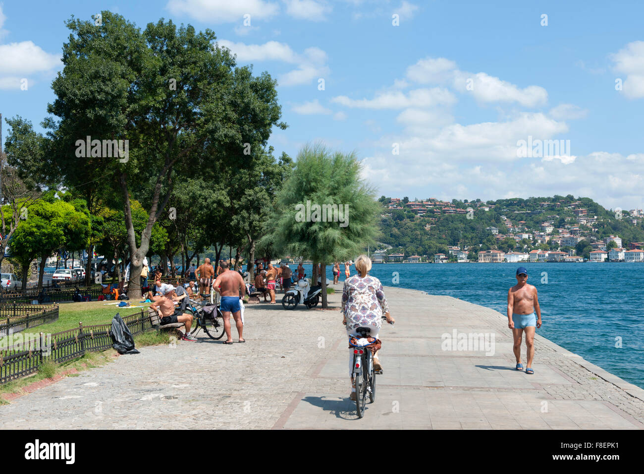 Istanbul, Badeplatz am Bosporus bei Bebek, Stock Photo