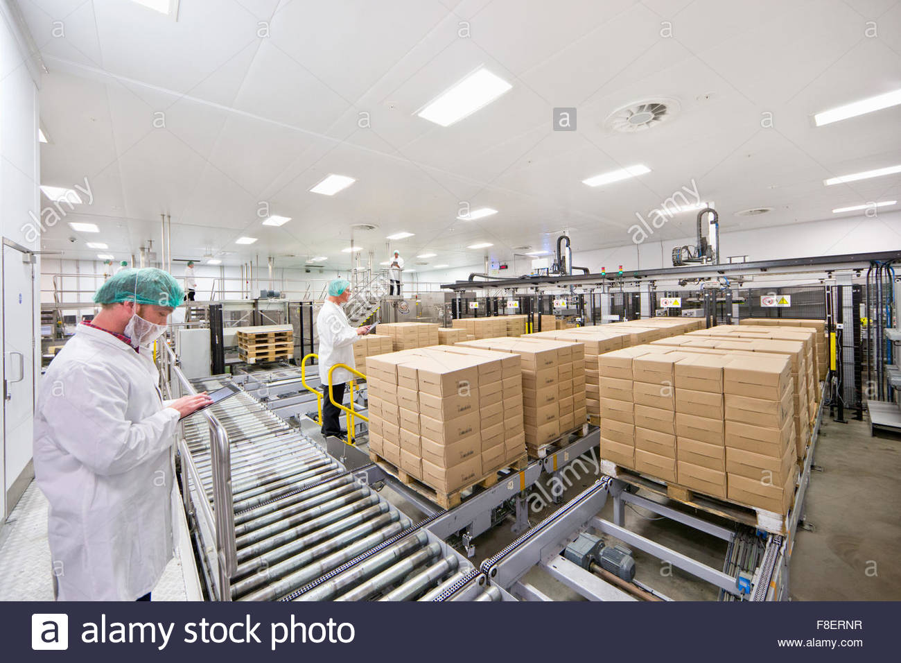 Food Packaging Factory Stock Photos & Food Packaging Factory Stock