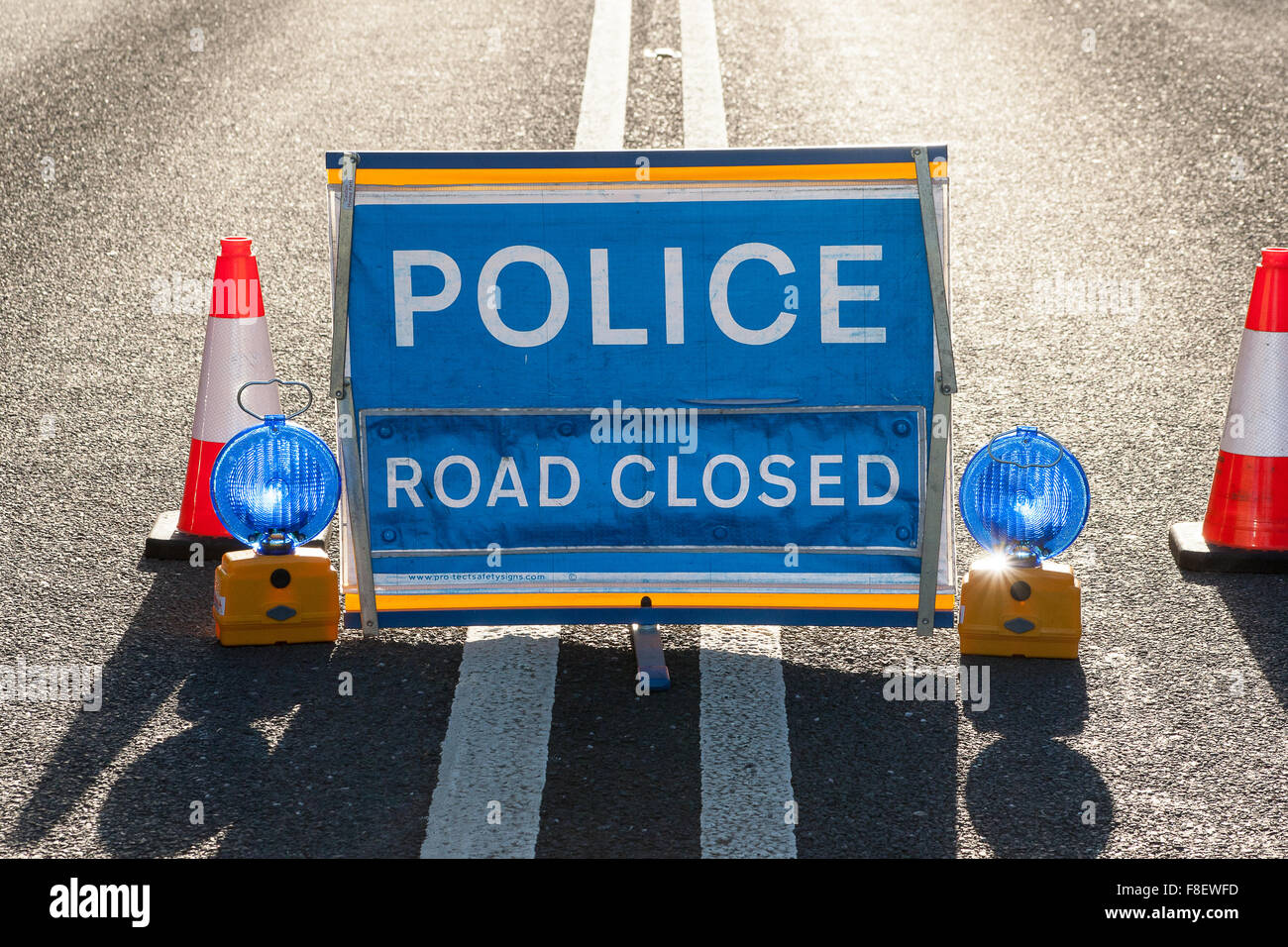 Manton near Oakham, Rutland, UK. 9th Dec 2015. A fatal multi vehicle road traffic accident at the Manton railway bridge on the A6003 between Oakham and Uppingham closed the road for much of the day whilst police investigated. Credit:  Jim Harrison/Alamy Live News Stock Photo