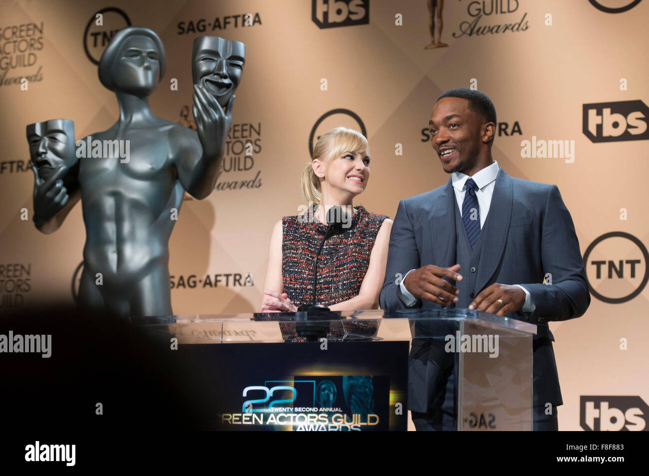 Los Angeles, California, USA. 9th December, 2015. Anthony Mackie (R) and Anna Faris announce the nominations for the 22nd Annual Screen Actors Guild (SAG) Awards in Los Angeles, the United States, Dec. 9, 2015. The 22nd Annual SAG Awards were announced this morning at the Pacific Design Center's SilverScreen in West Hollywood. The 22nd SAG will be simulcast on TNT and TBS on Saturday, Jan. 30, 2016. Credit:  Yang Lei/Xinhua/Alamy Live News Stock Photo