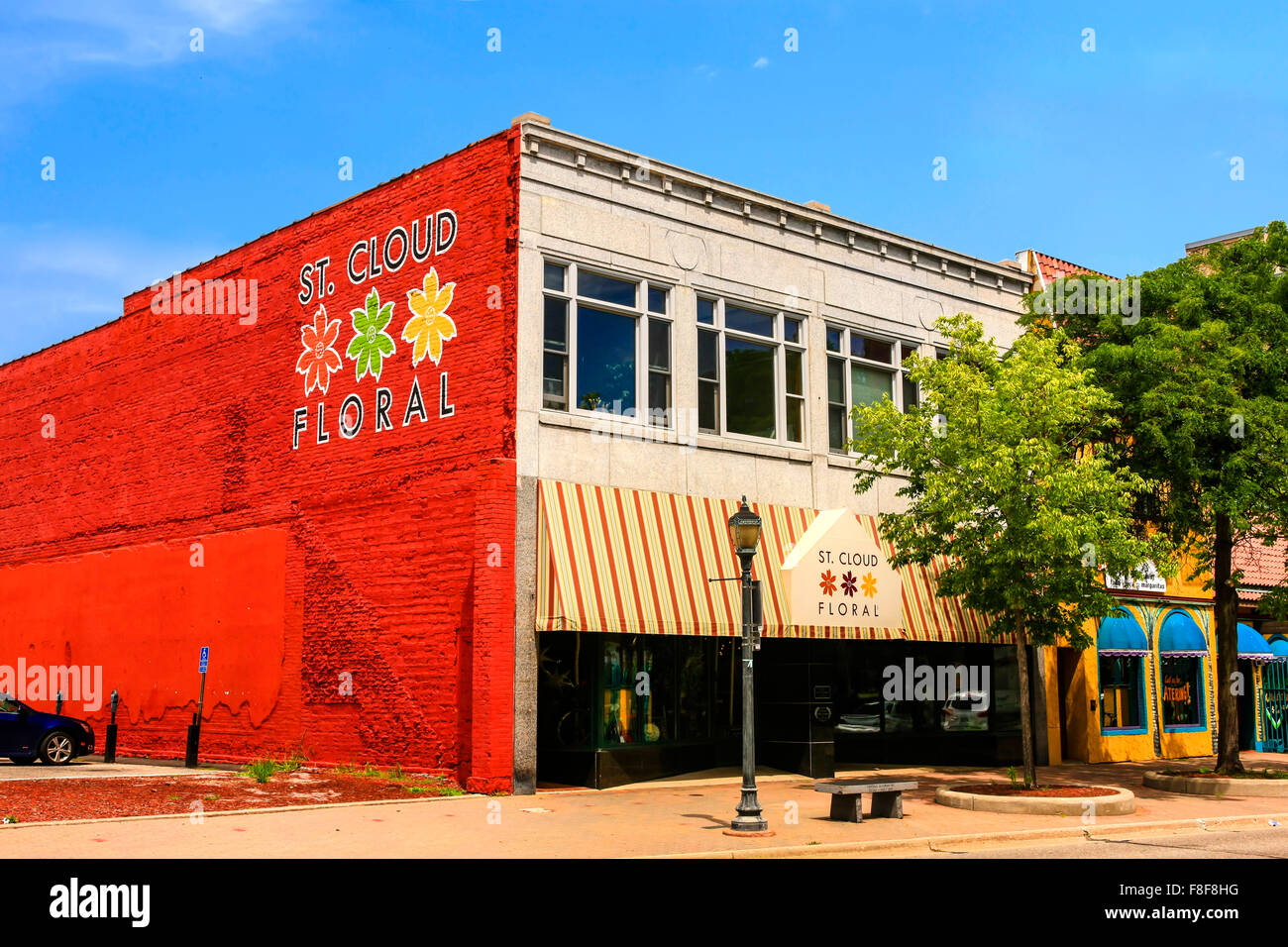 Florist shop sidewalk hires stock photography and images Alamy
