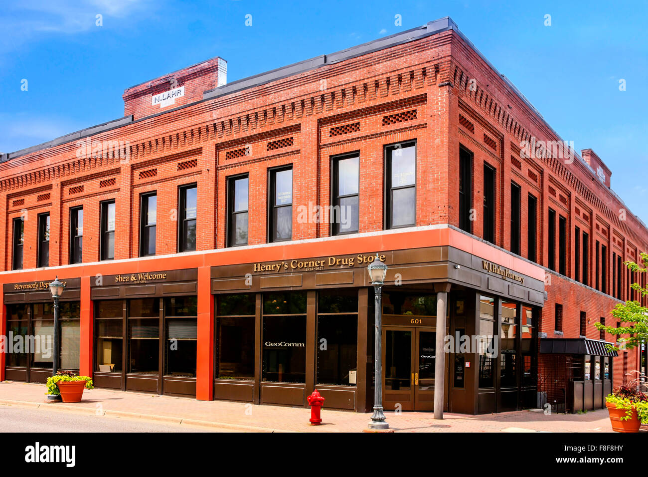 Corner Drug Store High Resolution Stock Photography and Images Alamy