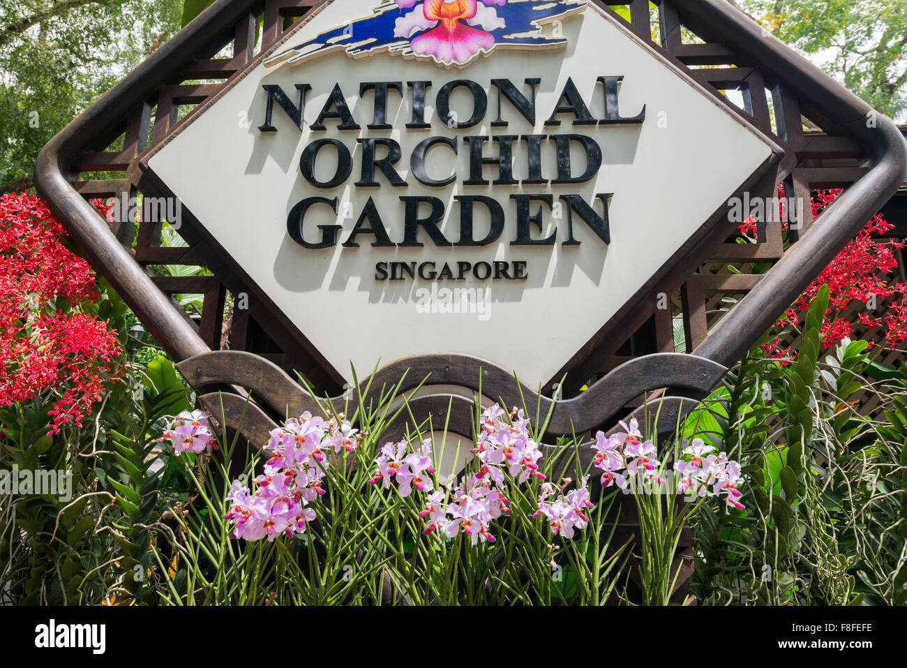 Singapore AUGUST 2, 2014 Entrance to National Orchid Garden on