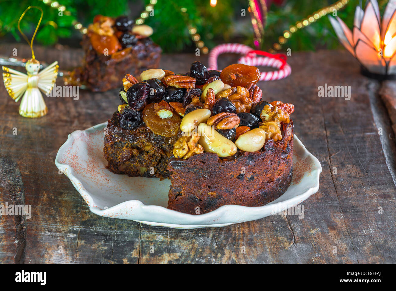 Traditional Christmas fruit and nut cake Stock Photo Alamy