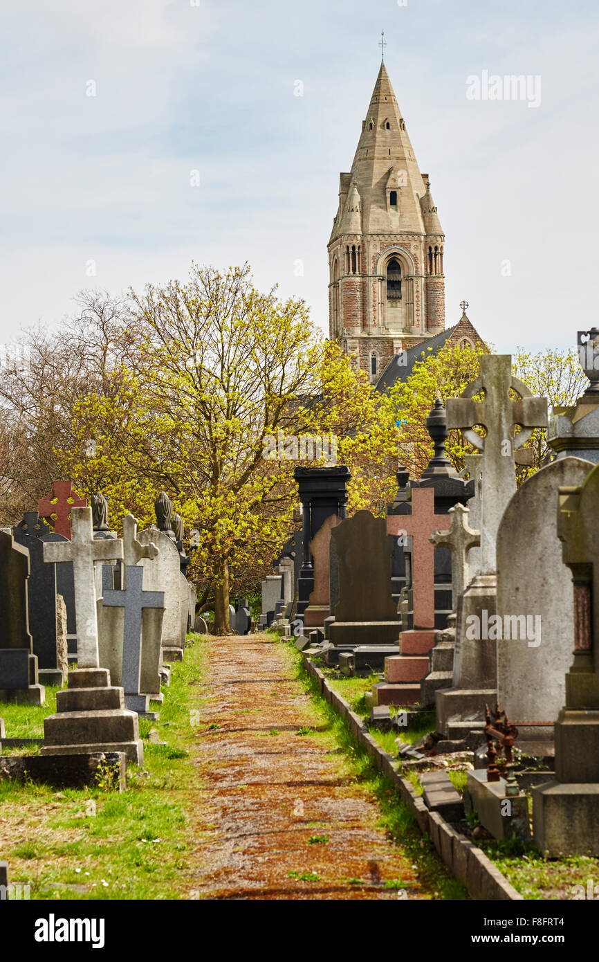 View of St Andrews Church from Church Cemetery, Nottingham, England, UK. Stock Photo