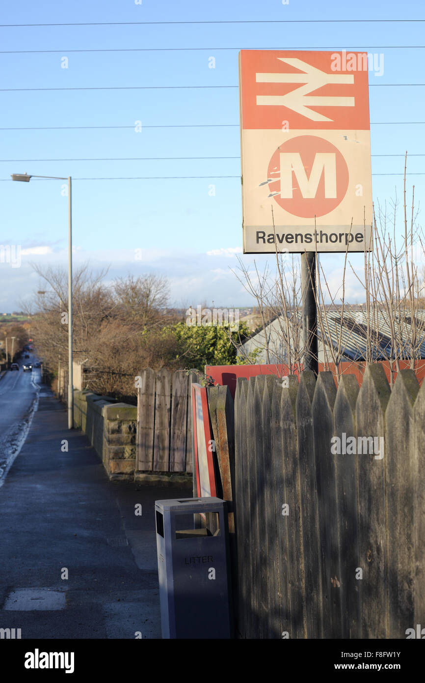 Ravensthorpe station sign Stock Photo