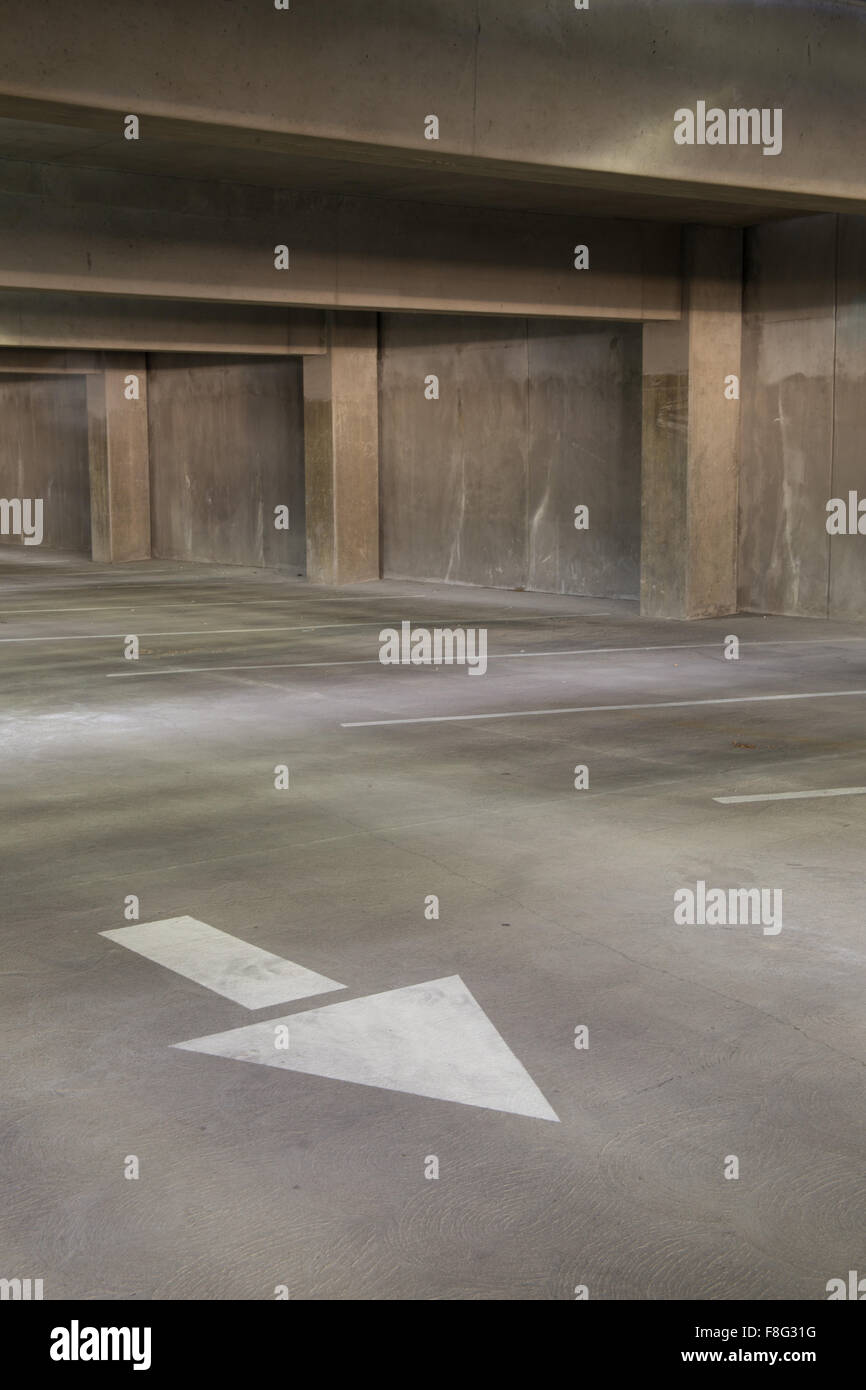 Auto parking lot hi-res stock photography and images - Alamy