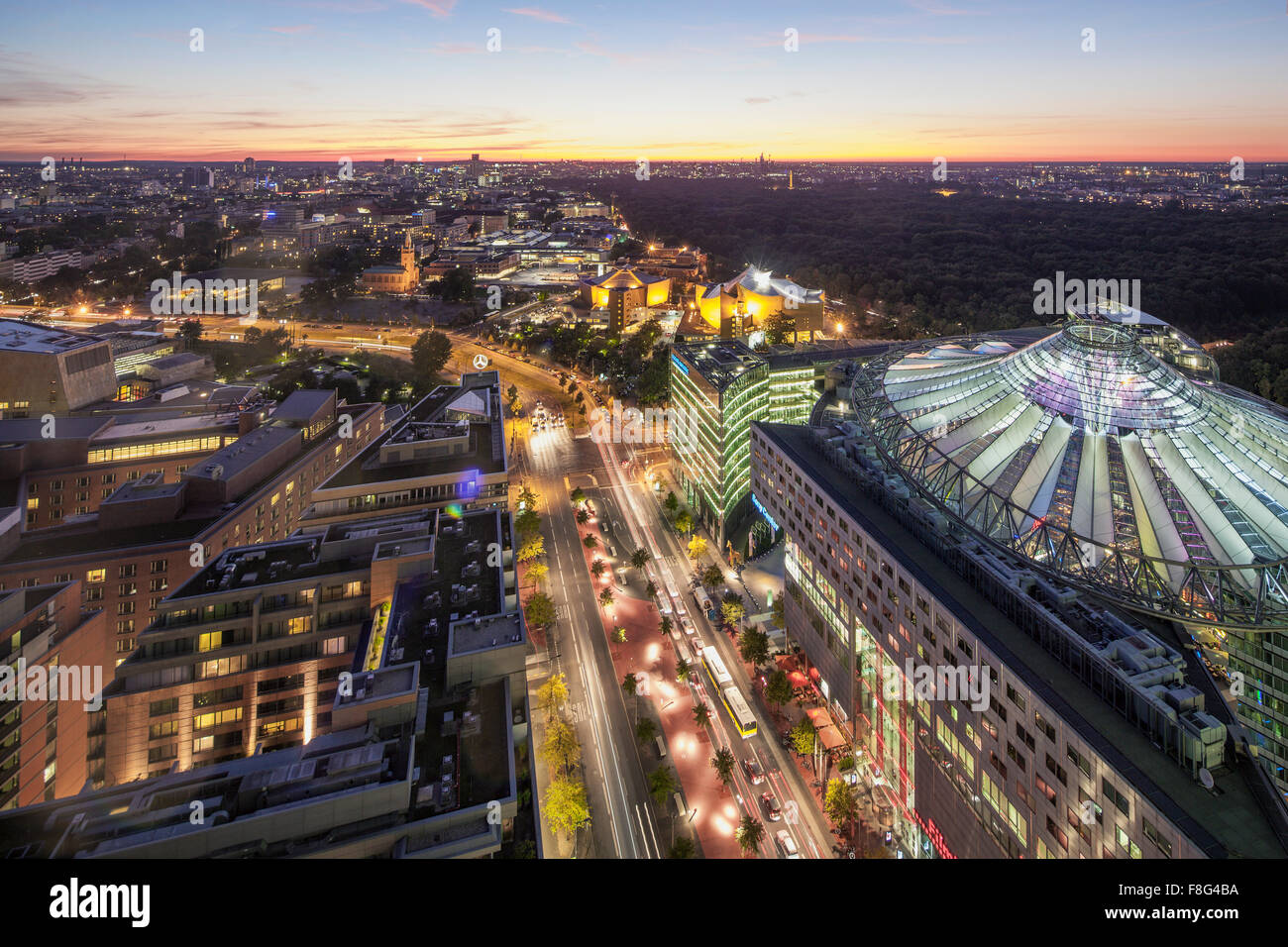 Berlin skyline with color buildings hi-res stock photography and images ...
