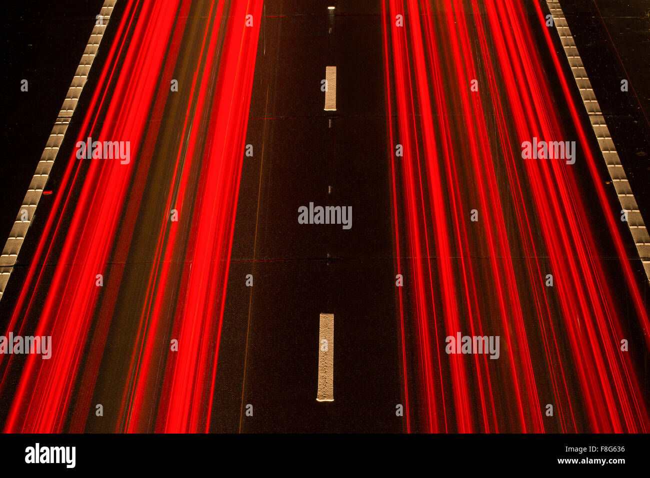 Car head and tail light trails hi-res stock photography and images - Alamy