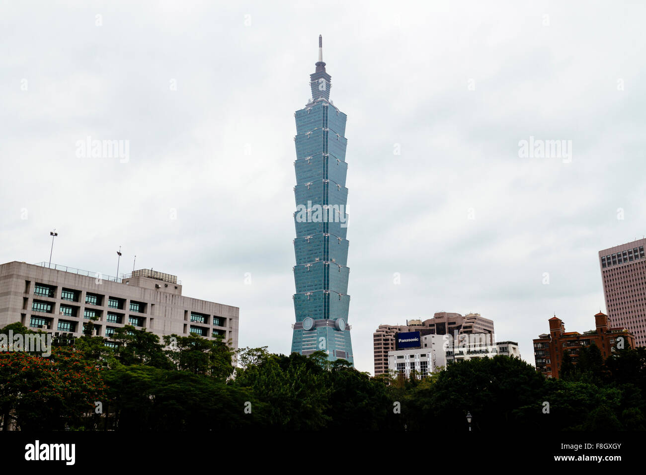 Taipei 101 close up hires stock photography and images Alamy