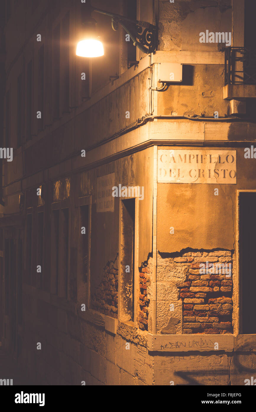 Old town in the night venice hi-res stock photography and images - Alamy