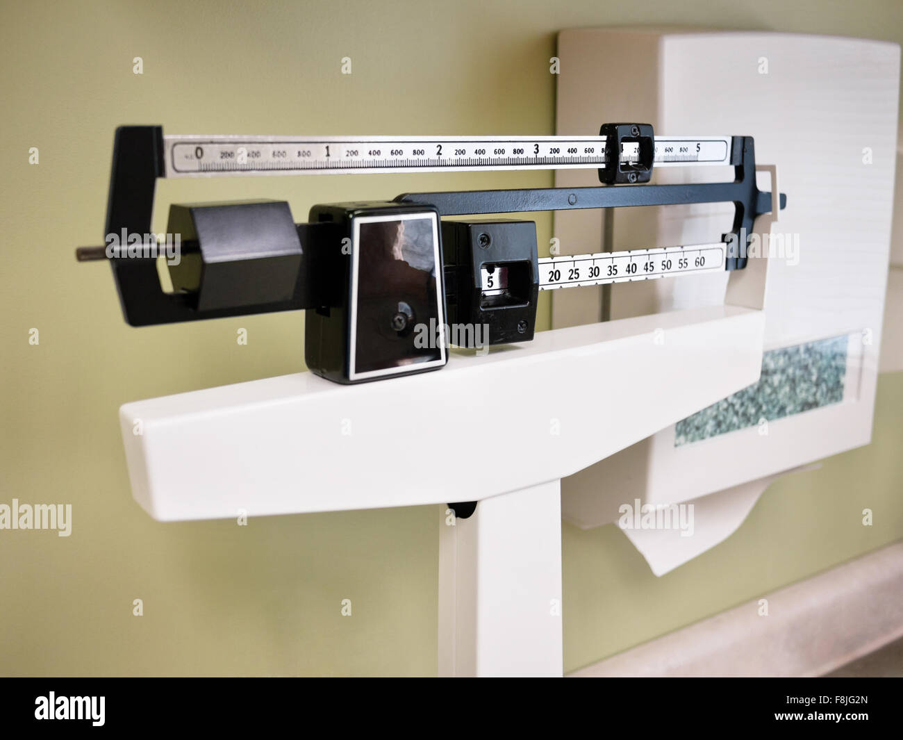 Weight measurement - Stock Image - M730/0511 - Science Photo Library