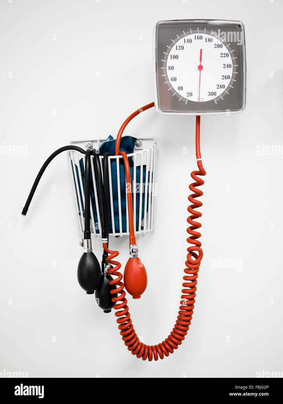 Sphygmomanometer Blood Pressure Gauge Traditional bulb and dial