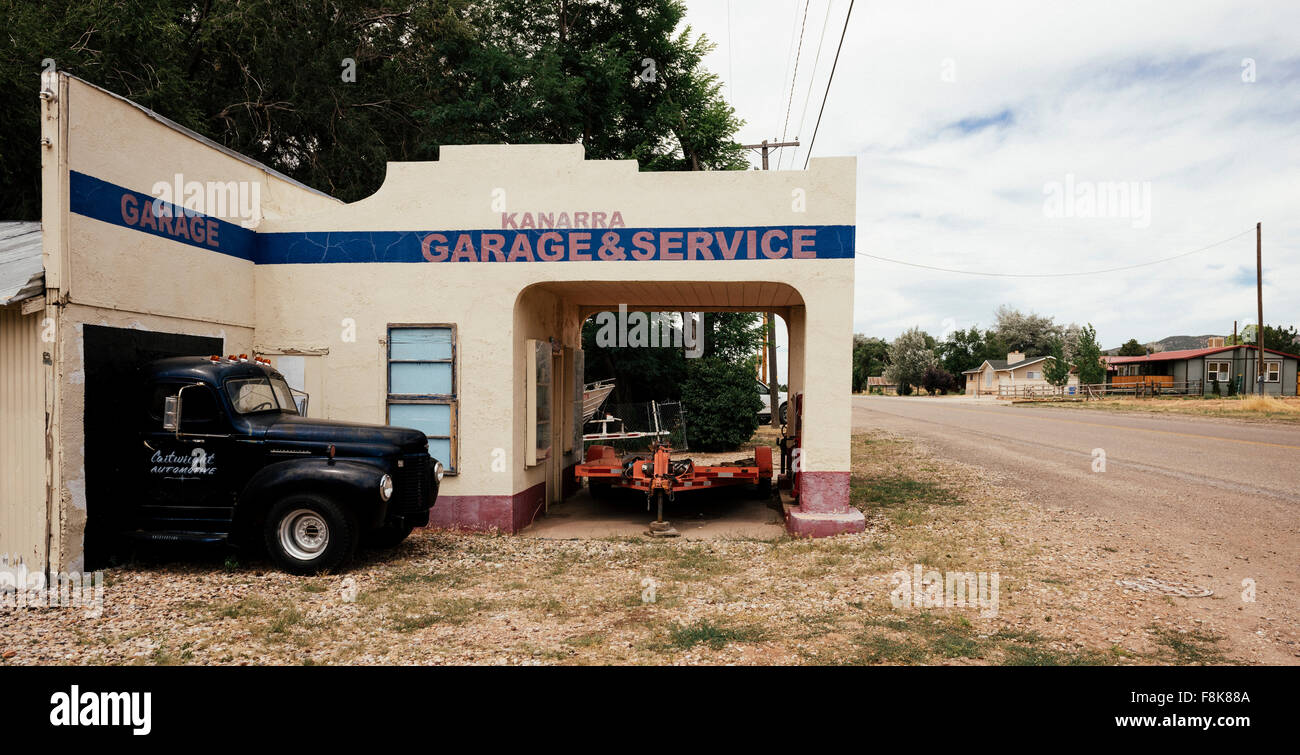 Exterior of Gas Station, Kanarraville, Utah, USA Stock Photo Alamy