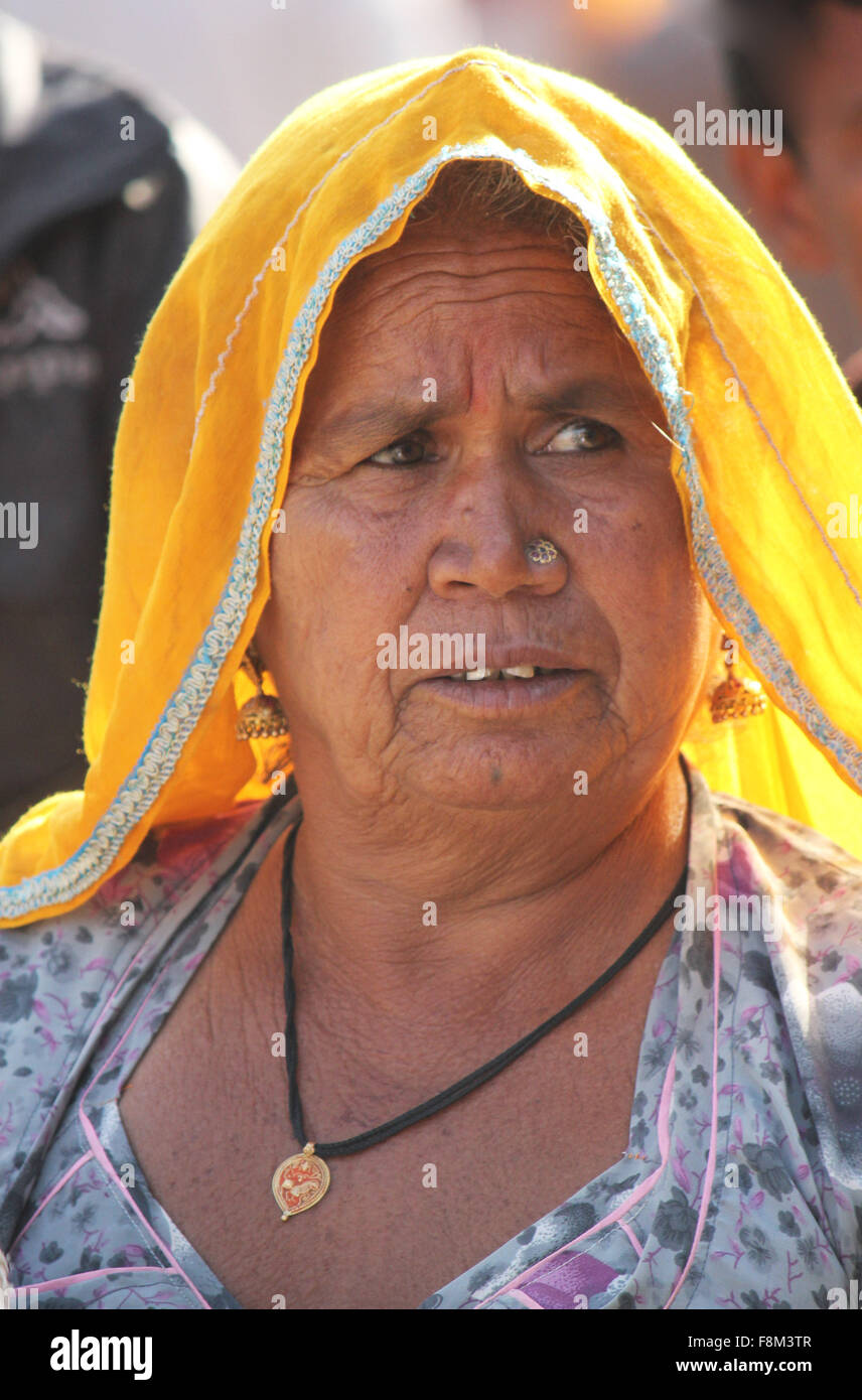 India earing portrait hi-res stock photography and images - Alamy