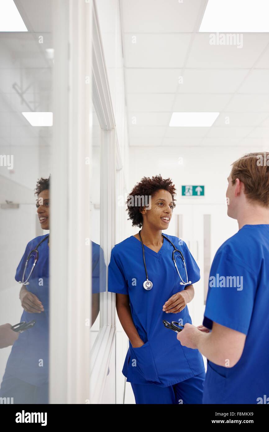Doctor having discussion in hospital Stock Photo